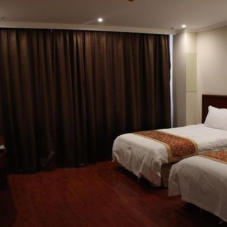 Greentree Inn Dalian Airport New District Xinzhaizi Express Hotel Luaran gambar